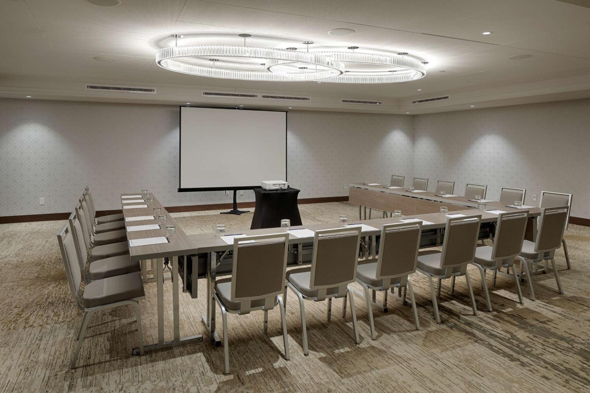 The Kingsley Bloomfield Hills - A Doubletree By Hilton Hotel Kültér fotó